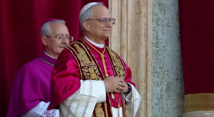 XIV. Leó már ki is próbálta új aláírását - videó
