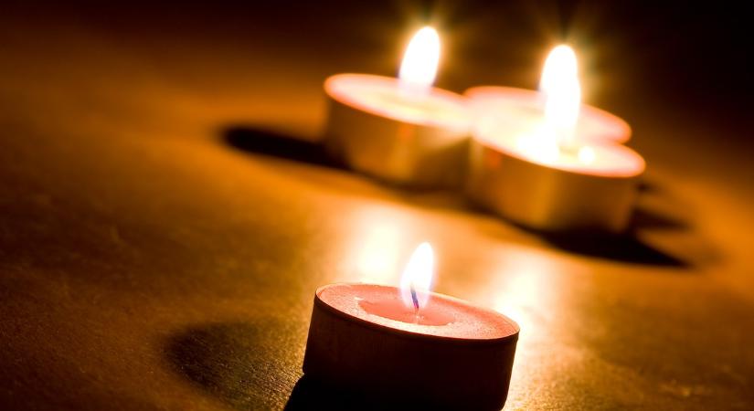 Feketébe borult az egész világ! Örökre lehunyta a szemét korunk egyik legkiemelkedőbb rendezője