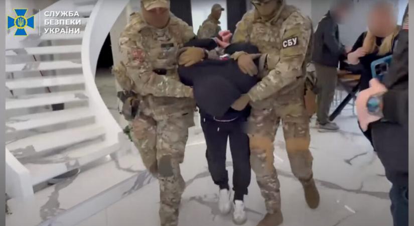Az ukrán elhárítás azt állítja, hogy magyar katonai kémhálózatot leplezett le Kárpátalján, Szijjártó tagad
