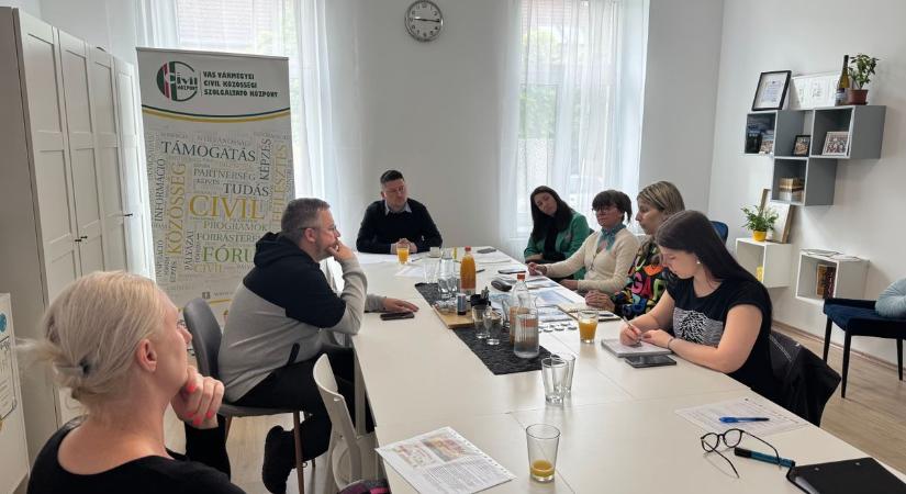 Hegyháti élménypiacra, táborokba és ÖkoPlusz Fesztiválra is hívtak a civilek
