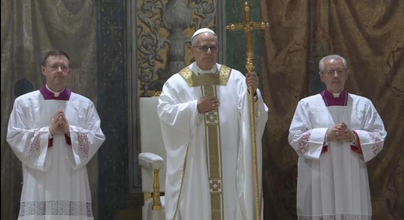 Jézus nem „szuperember”- Megtartotta az első miséjét XIV. Leó pápa