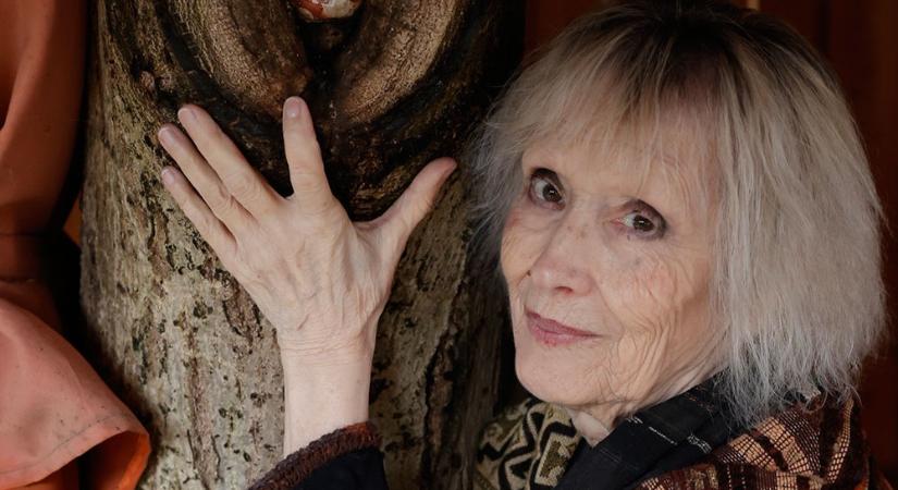 Váratlan örömhír: Drahota Andrea 15 év kihagyás után, 83 évesen visszatér a színpadra
