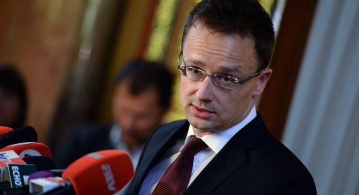 Sokkoló bejelentést tett Szijjártó Péter