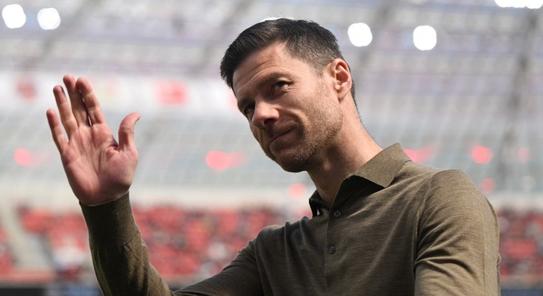 Xabi Alonso bejelentette, hogy távozik a Bayer Leverkusentől