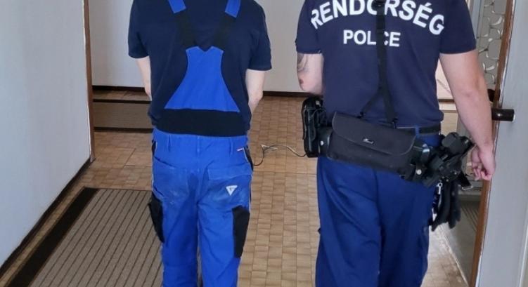 Elfogták a sírrongálót