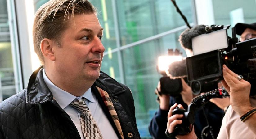 Vesztegetés és pénzmosás gyanúja miatt kezdeményezték egy AfD-képviselő mentelmi jogának felfüggesztését