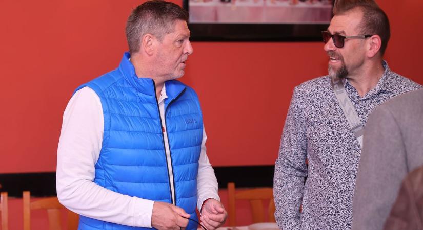 Felbecsülhetetlen kincsek lapulnak Molnár Gábor gyűjteményében