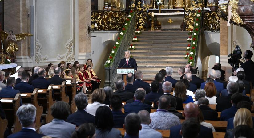 A felújított tihanyi bencés apátság átadó ünnepségén mondott nagyívű beszédet Orbán Viktor és üzent Romániába is