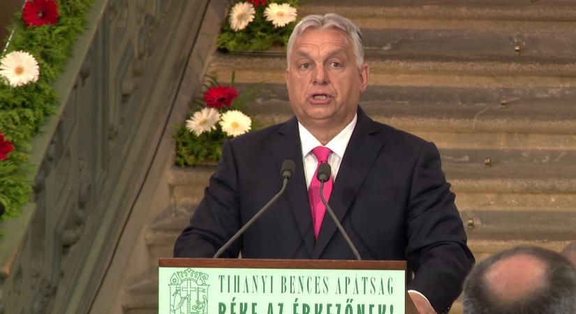 Orbán Viktor: az európai élet alapjai ma támadás alatt állnak  videó