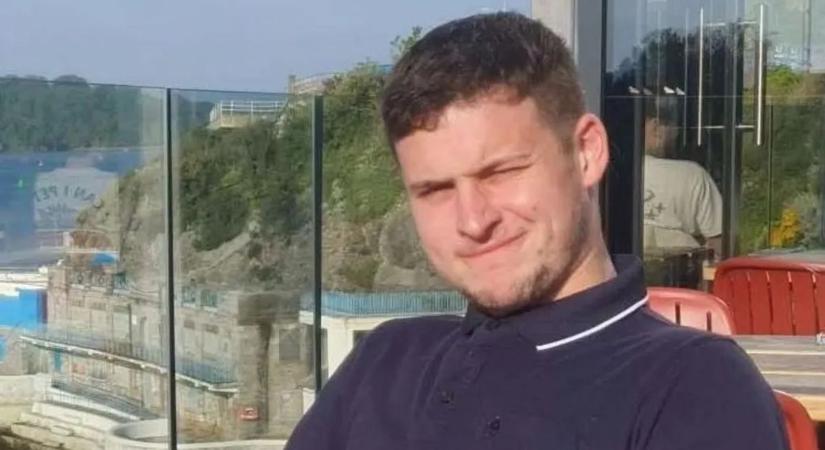 Kómába került egy 23 éves srác, miután leesett egy fáról az ünnepségen