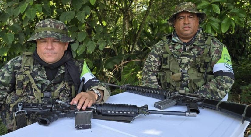 Tizenegy katona halt meg az ecuadori mészárlásban
