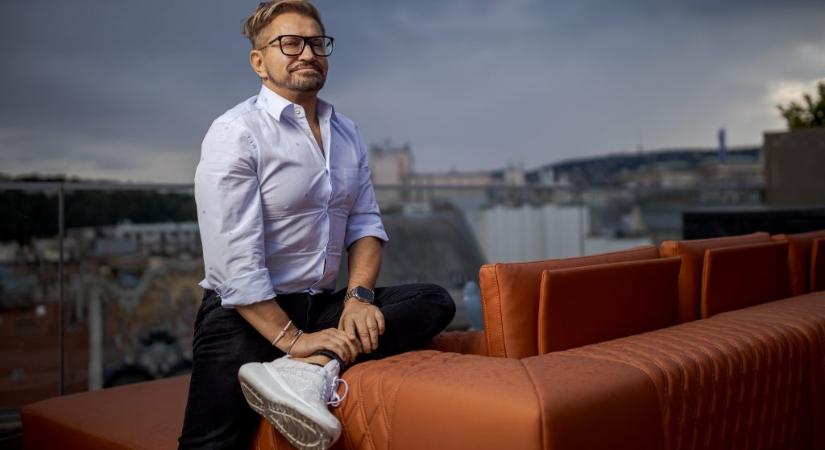 Jákob Zoltán: Ott van bennem a tüske, ha az, akivel ismerkedem, külsőleg nagyon nem passzol hozzám
