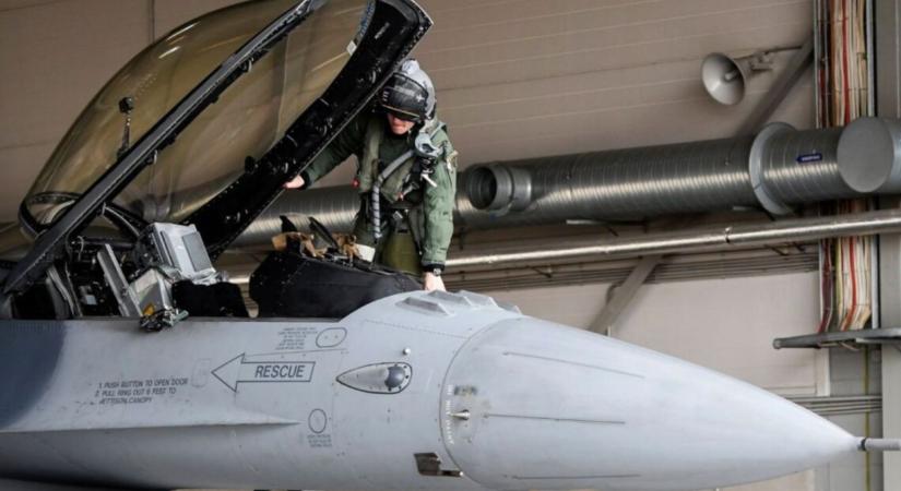Románia és Hollandia központot hoz létre az ukrán F-16-os technikusok kiképzésére