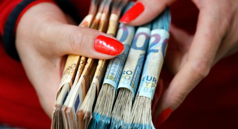 Egyesek számára 800 eurós bónuszt utal az állam