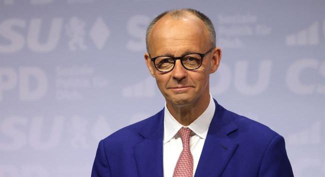 Merz Kijevben új fegyverszállítmányokat ígér Zelenszkijnek – berlini ukrán nagykövet