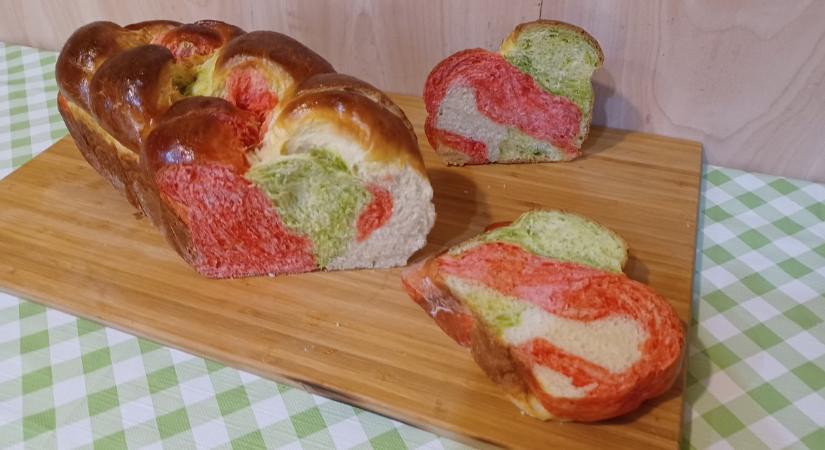 Piros-fehér-zöld kalács - húsvétra is süthetjük