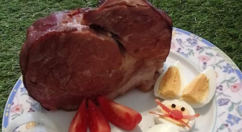 Főtt tarja nyusziformás tojással húsvétra