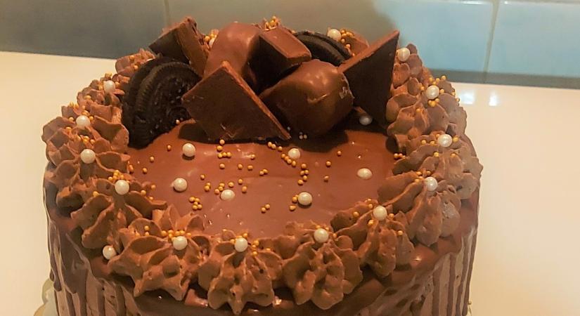 Mascarponés csokitorta, a tökéletes karácsonyi asztaldísz