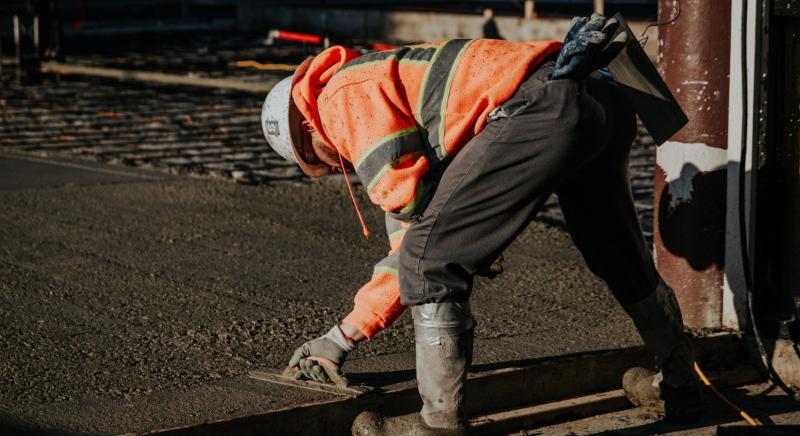 Öngyógyító beton: a természet erejével veszik rá, hogy kijavítsa a saját repedéseit