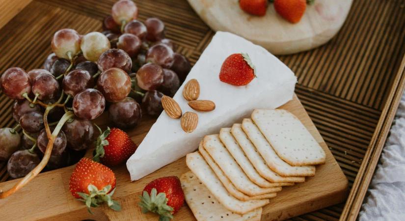 Keto diétázol? Ezt a 4 sajtot eheted, és ezt a 3-at nem