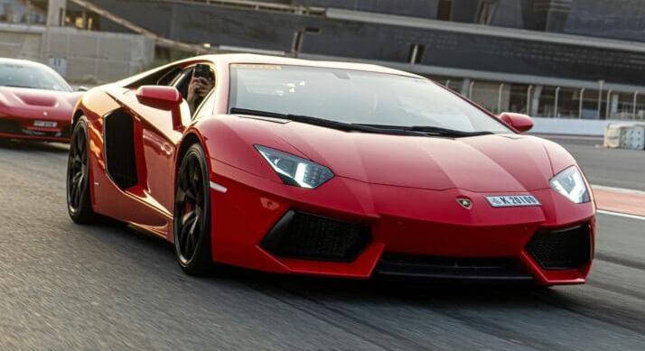 Lamborghini új rekordja – Hibrid hajtás, brutális nyereséggel újra csúcson a luxusmárka