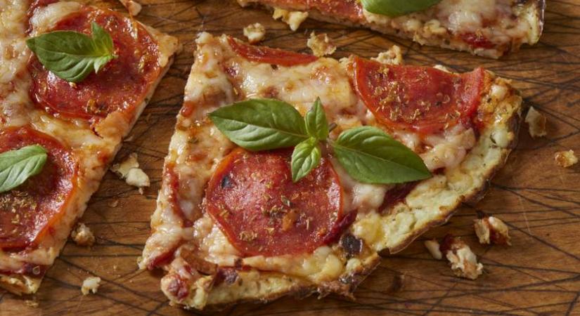 Így készül a most menő cottage cheese pizza: nagyon egyszerűen összedobhatod