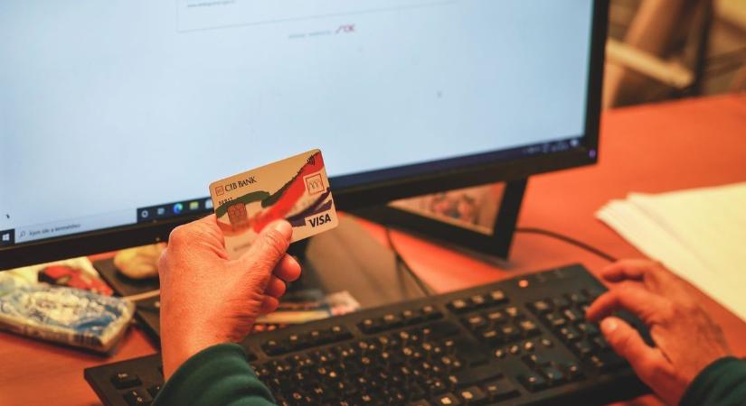 Adathalászok próbálkoztak kollégánknál, de ott melléfogtak