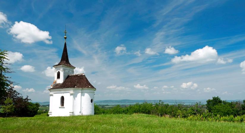 Kvíz: a Balaton északi vagy déli partján van ez a 10 magyar település? Alig fogsz adni jó választ majd