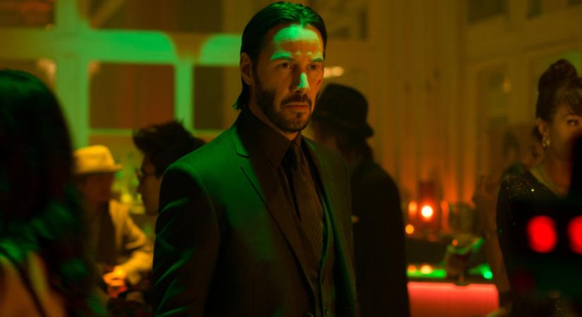 Rendezője elárulta, hogy John Wick eredetileg nagyjából egy szent lett volna, alig ölt embert a cselekmény során