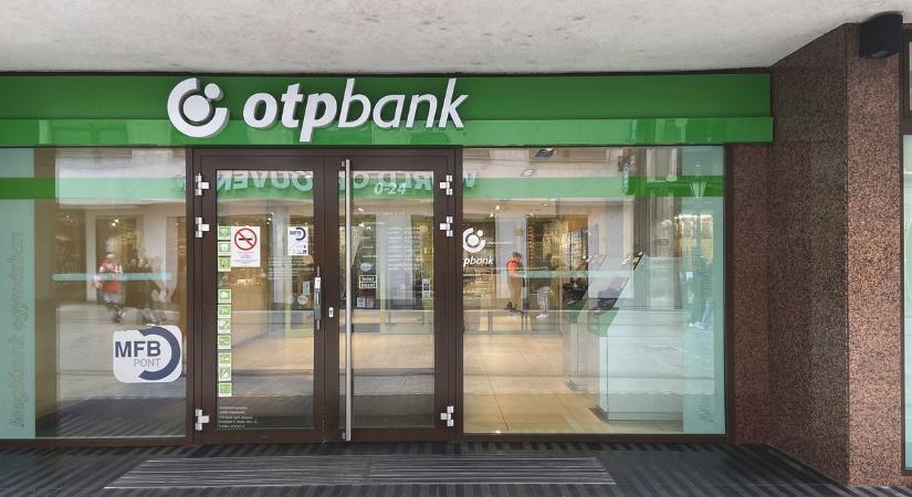 Újabb leállás várható a legnagyobb hazai banknál
