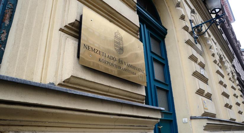 Csaknem egymillióan ajánlották fel eddig elektronikusan az adójuk egy százalékát