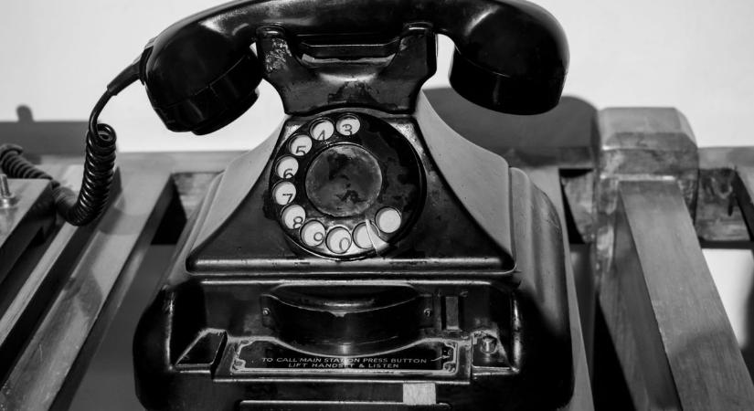 Csend a kagylóban – De miért nem bontják le őket?