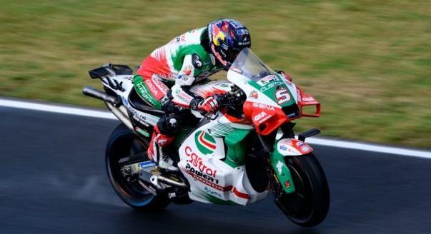 Zarco őrült-esős versenyt nyert Le Mans-ban