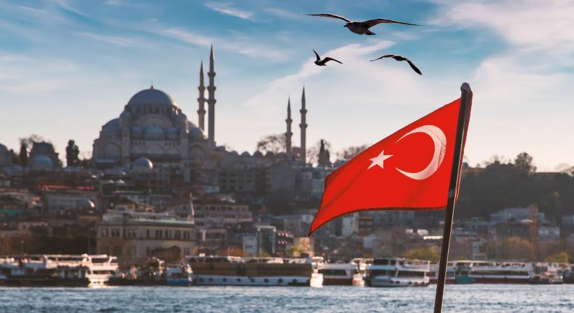 Erdogan kész mindent megtenni az orosz–ukrán béketárgyalások sikeréért