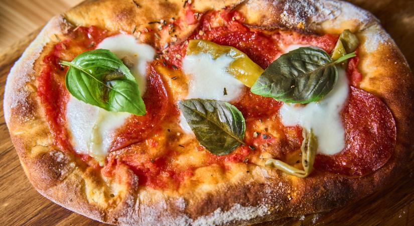 Burgonyás kamu pizza