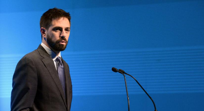 Bekeményített a kormány a kémbotrány miatt – lemondtak egy találkozót