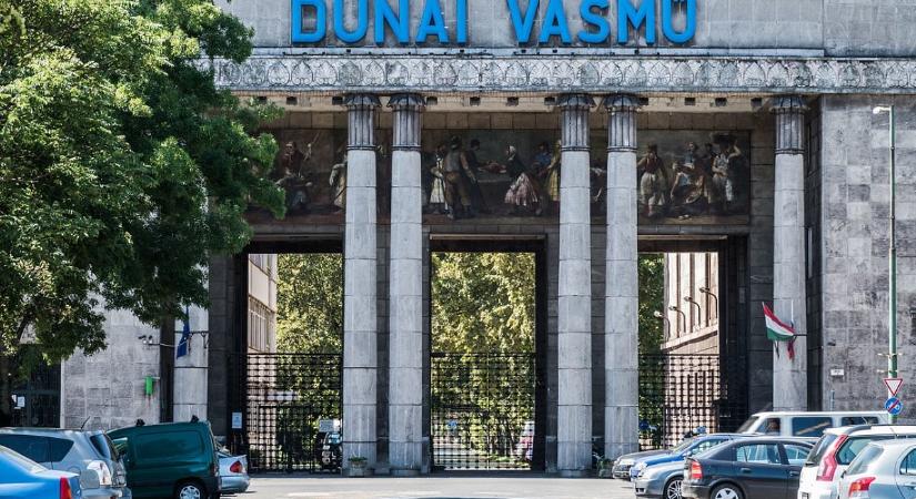 Kiszórják a Dunaferr vagyonát: több ezer ipari gép és egy komplett tanműhely is kótyavetyére kerül