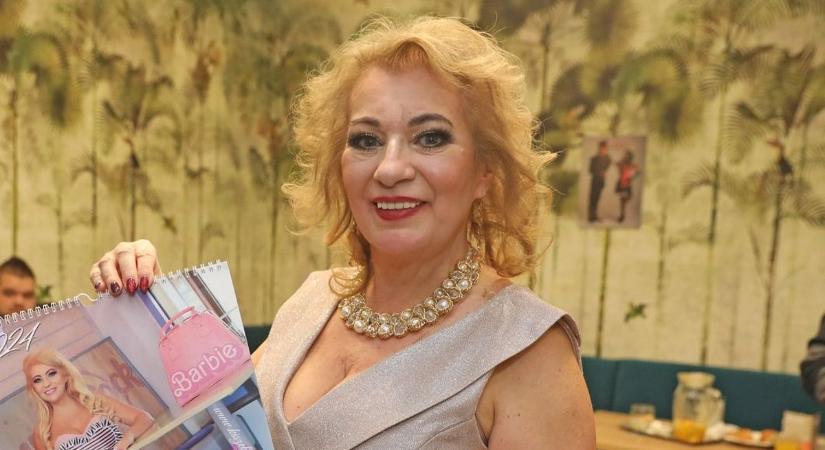 Kiszel Tünde átlátszó, feszülős ruhában ment az operába