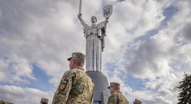 A szakértő szerint még messze nincs vége az ukrán kémbotránynak
