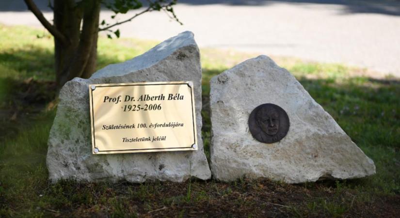 Alberth Béla professzorra emlékeztek a Debreceni Egyetemen