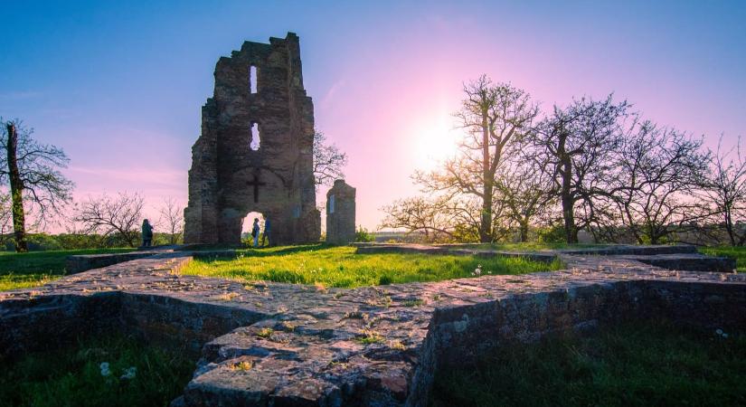 Zeleméri templomrom – Egy középkori falu utolsó tanúja