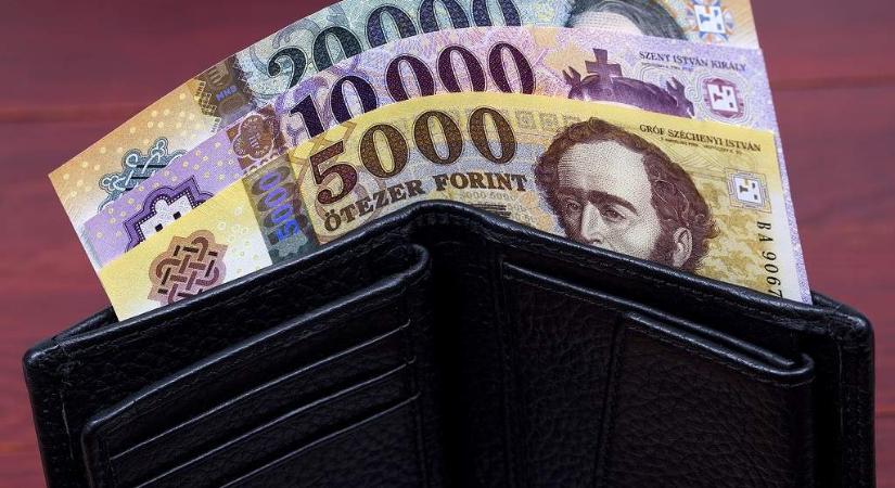 Devizapiac – Vegyesen alakult hétfő reggelre a forint árfolyama