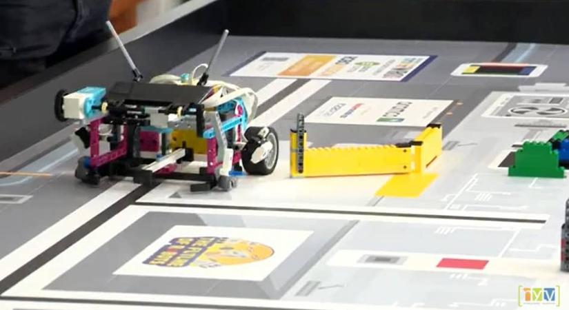 Nem csupán tantárgy, életforma: a „Robotok jövője” Nyíregyházán – VIDEÓVAL