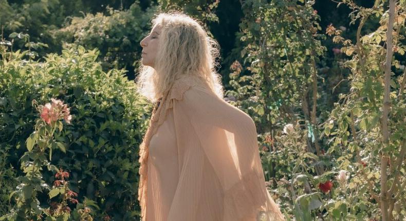 Júniusban jelenik meg Barbra Streisand legújabb albuma