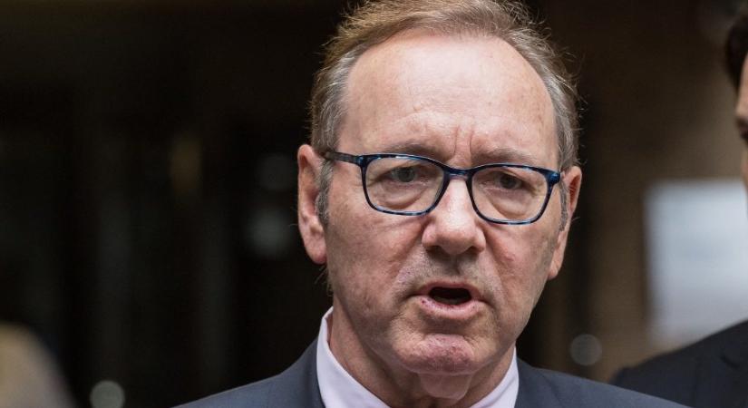 Kevin Spacey konspirációs thrillerben kapott szerepet