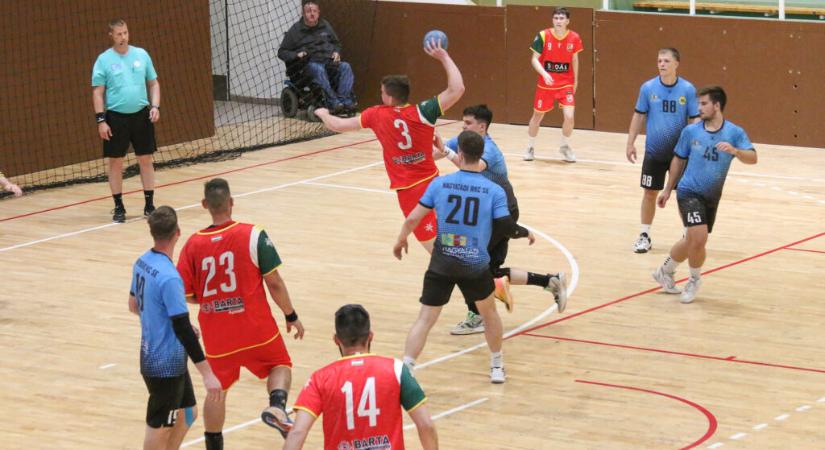 Továbbra is jó formában a nagyatádi kézisek