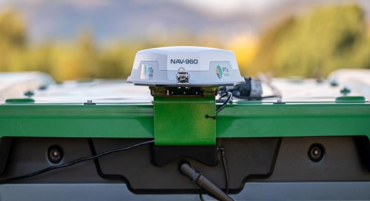 PTx Trimble NAV-960 – új generációs jelvevőegység