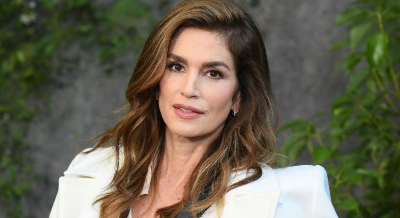 Cindy Crawford családi fotója maga a valóra vált álom, ennyire meseszépek a szupermodell gyerekei