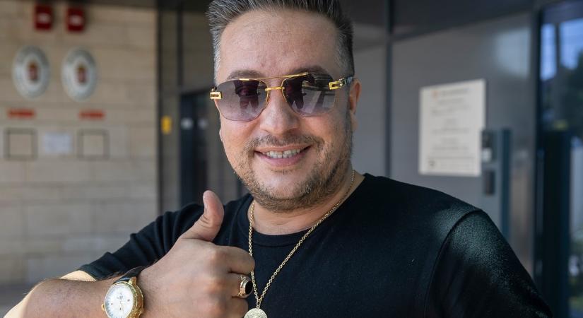 A szemünk előtt nőttek ekkorára! Nem hisszük el, amit látunk: L.L. Junior friss fotón mutatta meg gyermekeit