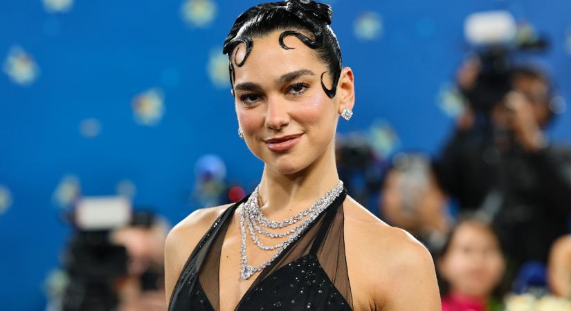 8 régi fotó Dua Lipa énekesnőről, amin rá sem ismerni a hírességre